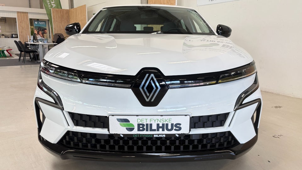 Renault Megane E-Tech 40 Equilibre 5d