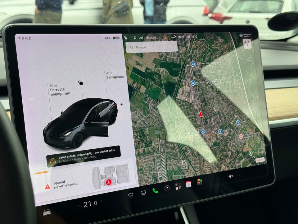 Tesla Model 3 Long Range AWD 4d