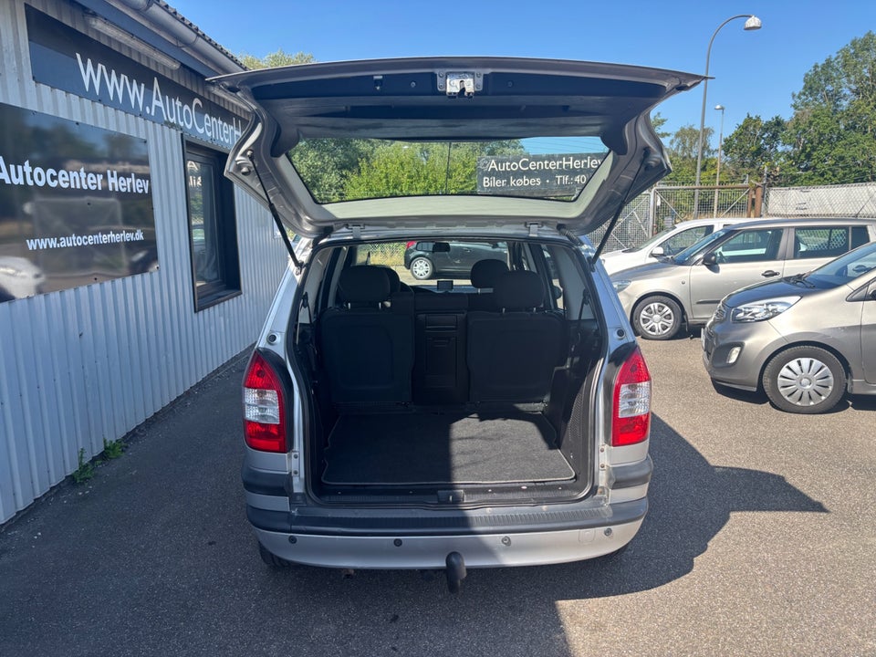 Opel Zafira 1,8 16V Comfort 7prs 5d