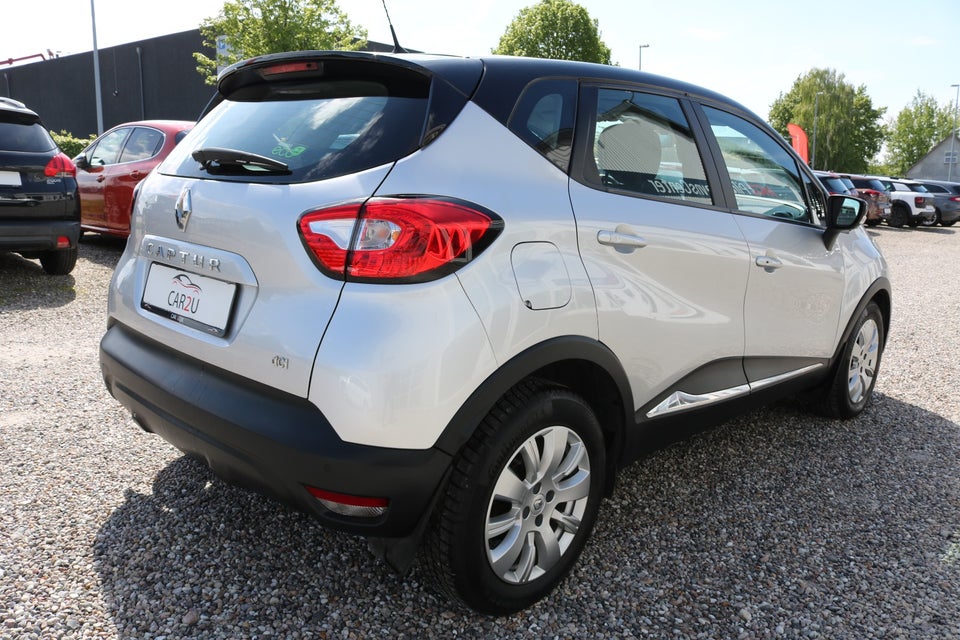 Renault Captur 1,5 dCi 90 Expression Navi Style 5d