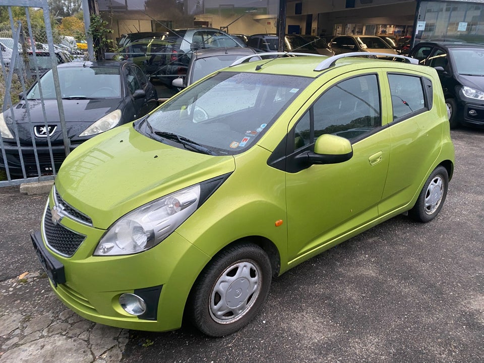 Chevrolet Spark 1,0 LS 5d