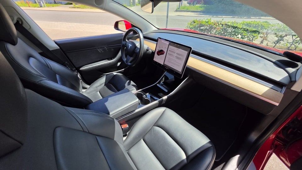 Tesla Model 3 Performance AWD 4d