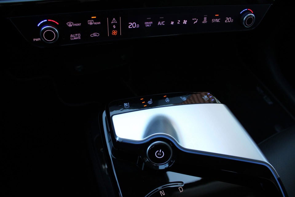 Kia EV6 77 Long Range Upgrade 5d