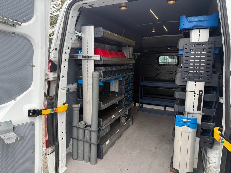 Ford Transit Custom 320 L2 2,0 TDCi 130 Trend aut.