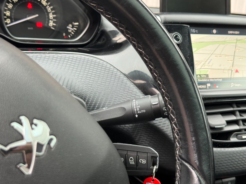Peugeot 208 1,2 VTi 82 Allure 5d