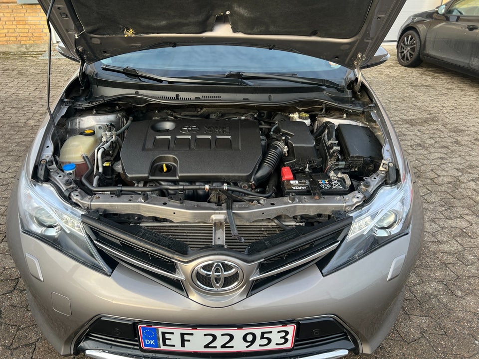 Toyota Auris 1,3 VVT-i T2+ Comfort 5d