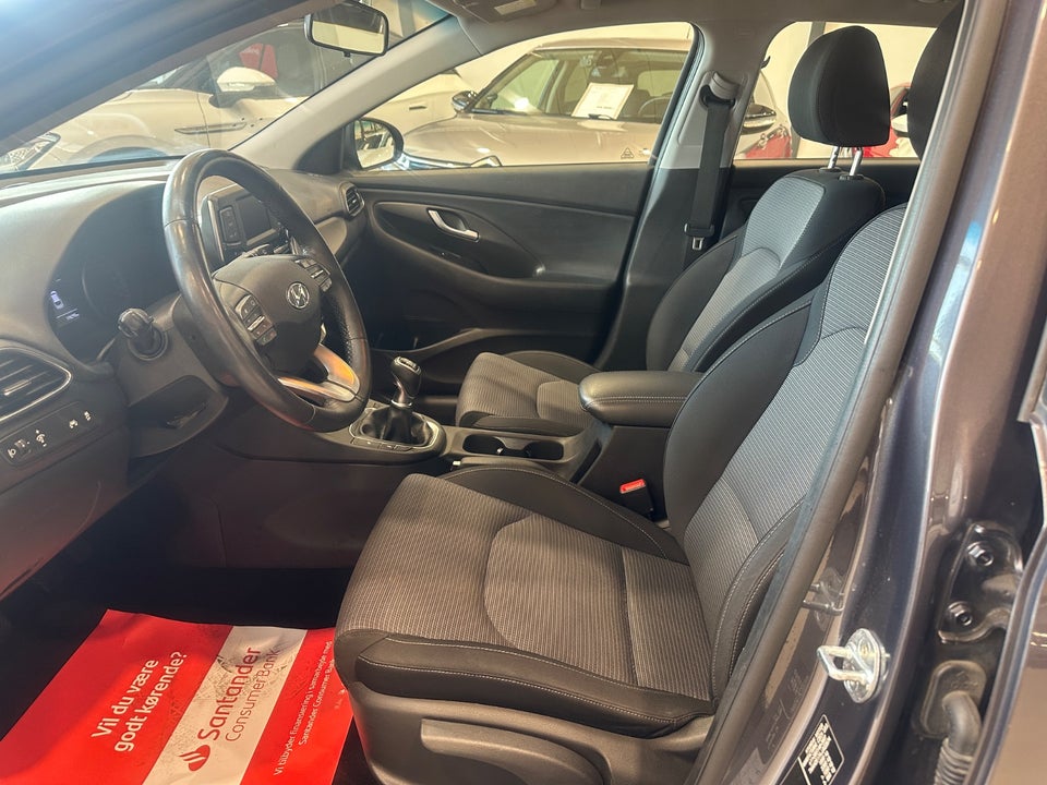Hyundai i30 1,6 CRDi 110 Life+ 5d