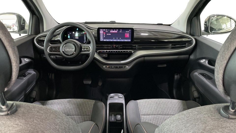 Fiat 500e 42 Icon 3d