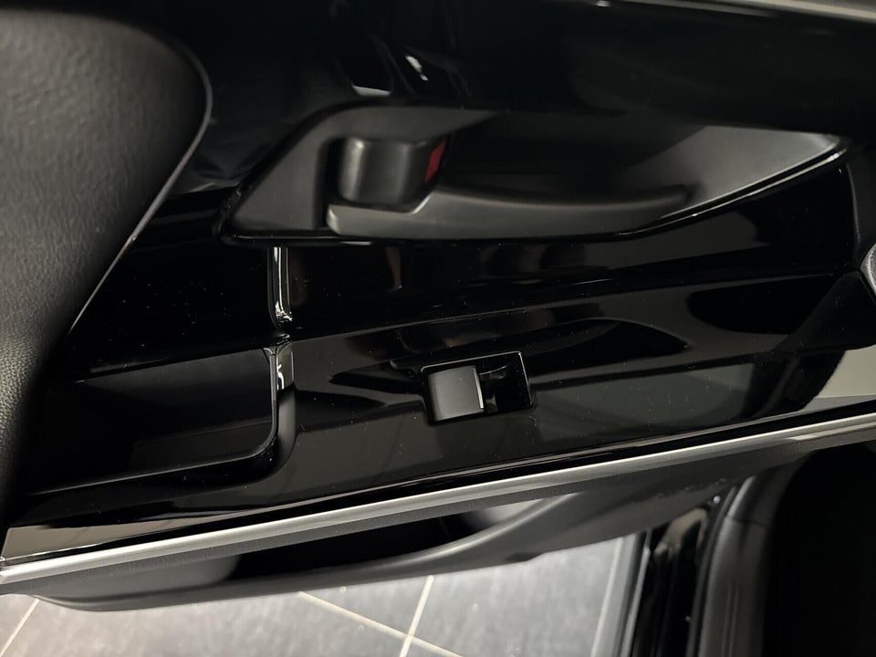 Toyota bZ4X Active 5d