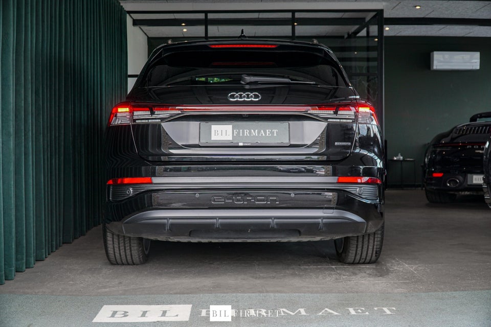 Audi Q4 e-tron 50 S-line quattro 5d