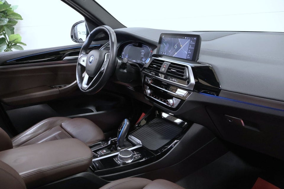 BMW iX3 Charged Plus 5d