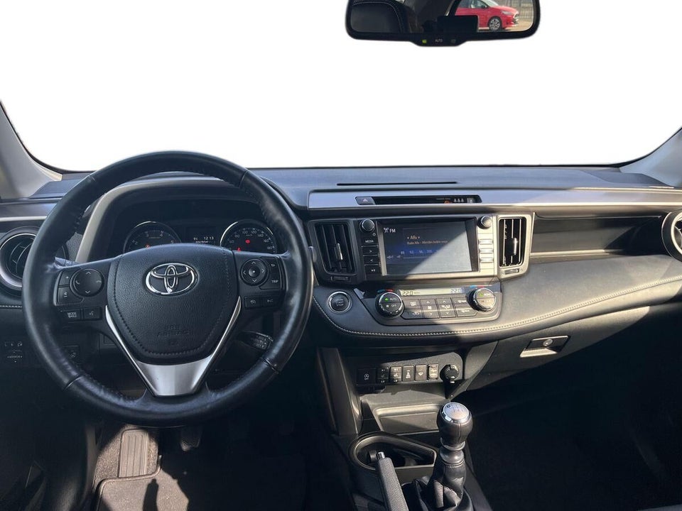 Toyota RAV4 2,0 D-4D T3 Selected 5d