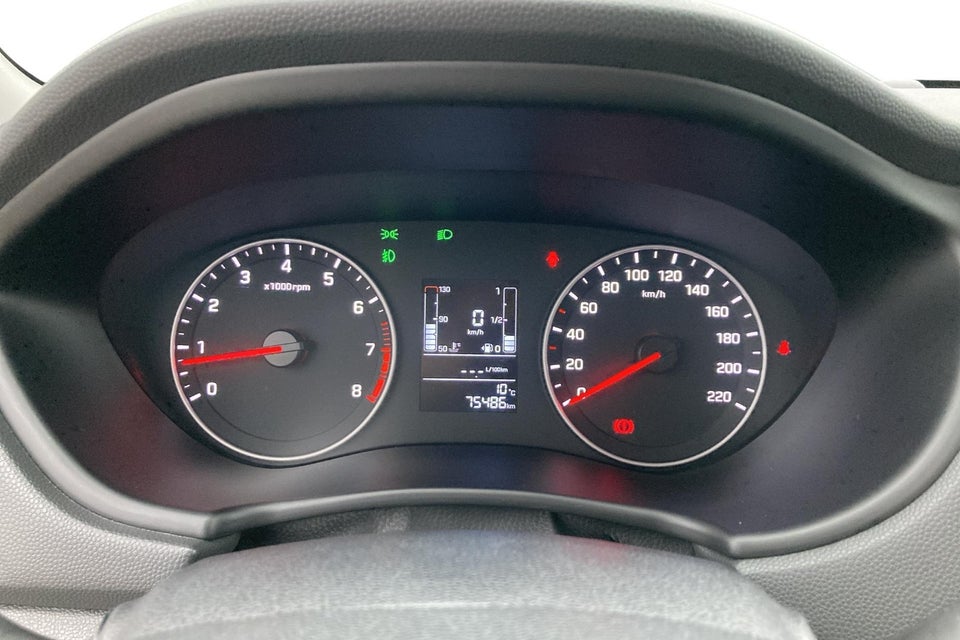 Hyundai i20 1,25 Style 5d