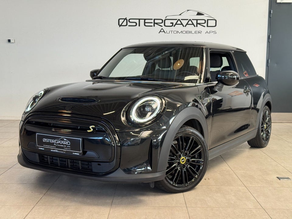 MINI Cooper SE Classic Trim 3d