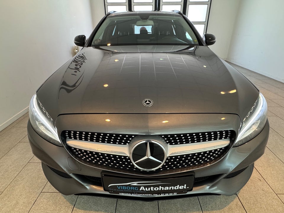Mercedes C220 d 2,2 Avantgarde stc. aut. 5d