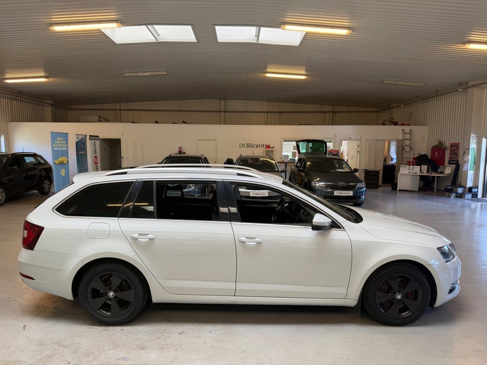 Skoda Octavia 1,8 TSi 180 Style Combi DSG 5d
