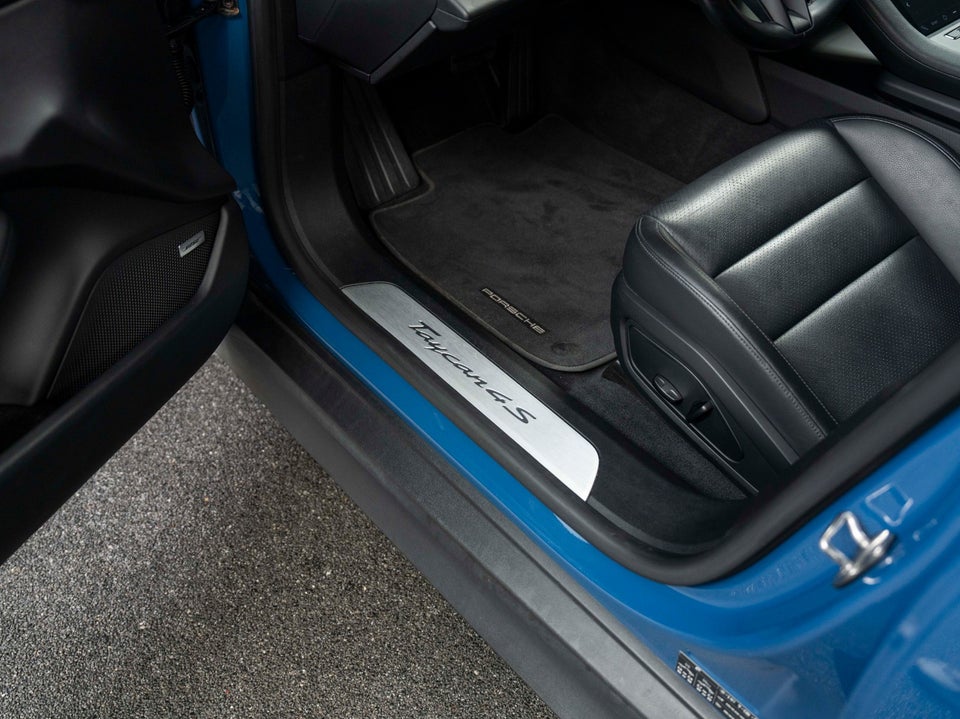 Porsche Taycan 4S Performance+ 4d