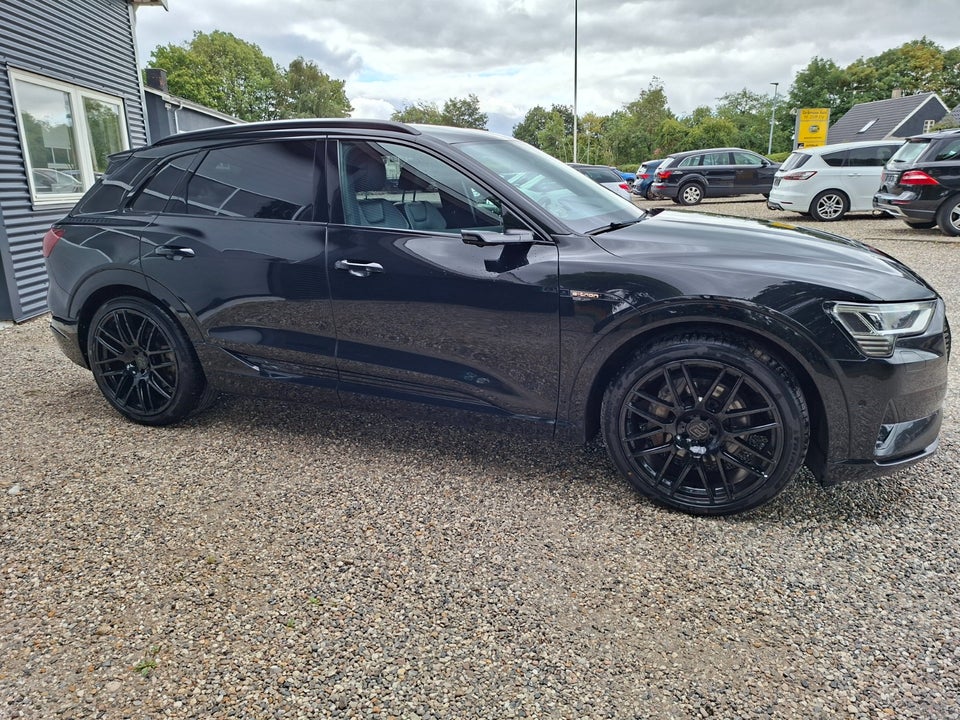 Audi e-tron 55 Launch Edition quattro 5d