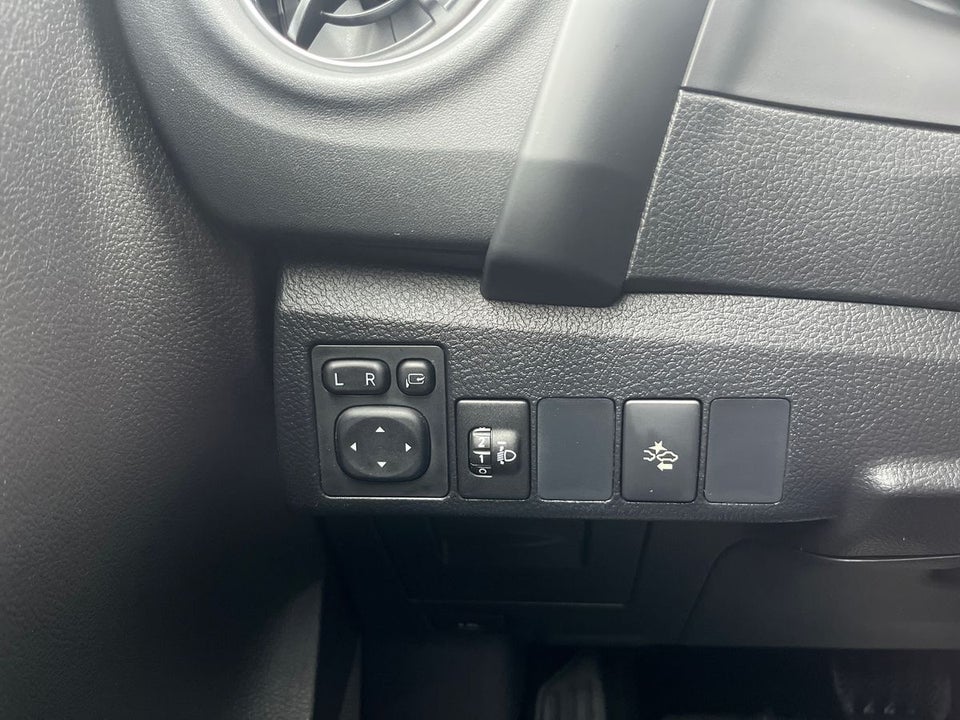 Toyota Auris 1,8 Hybrid H2 Comfort Touring Sports CVT 5d