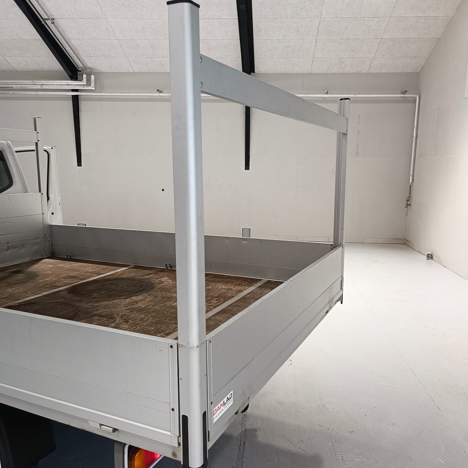 VW Transporter 2,0 TDi 150 Ladvogn kort 2d