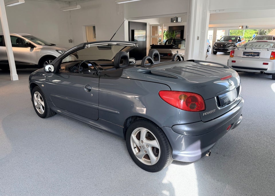 Peugeot 206 1,6 16V CC 2d