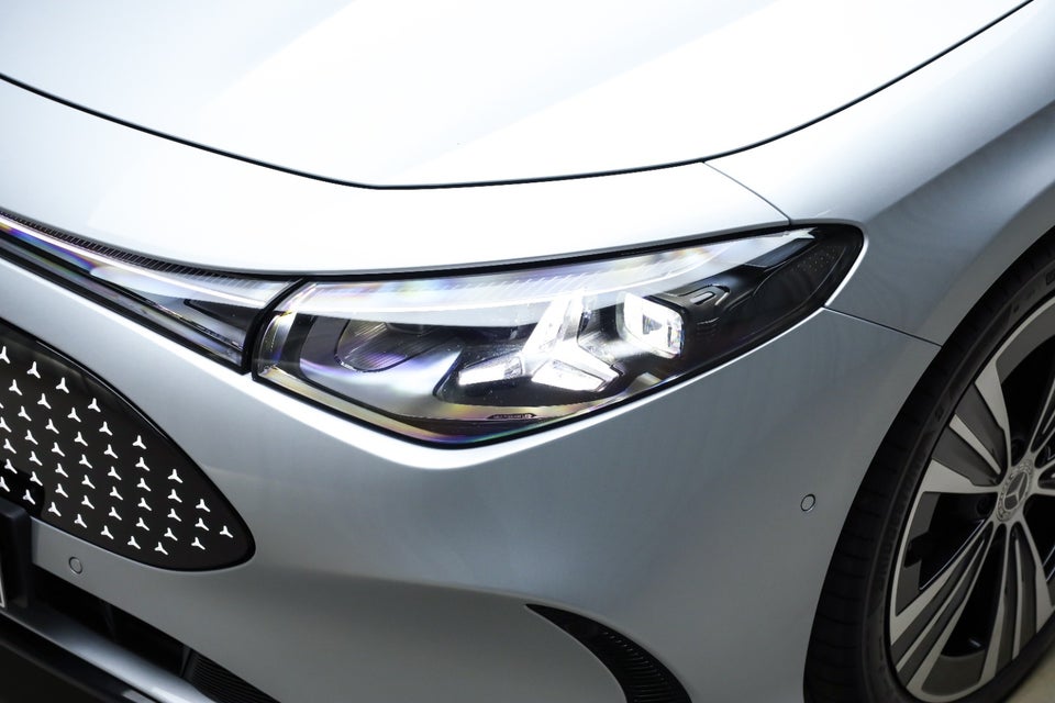 Mercedes CLA250+ electric Progressive Premium 4d