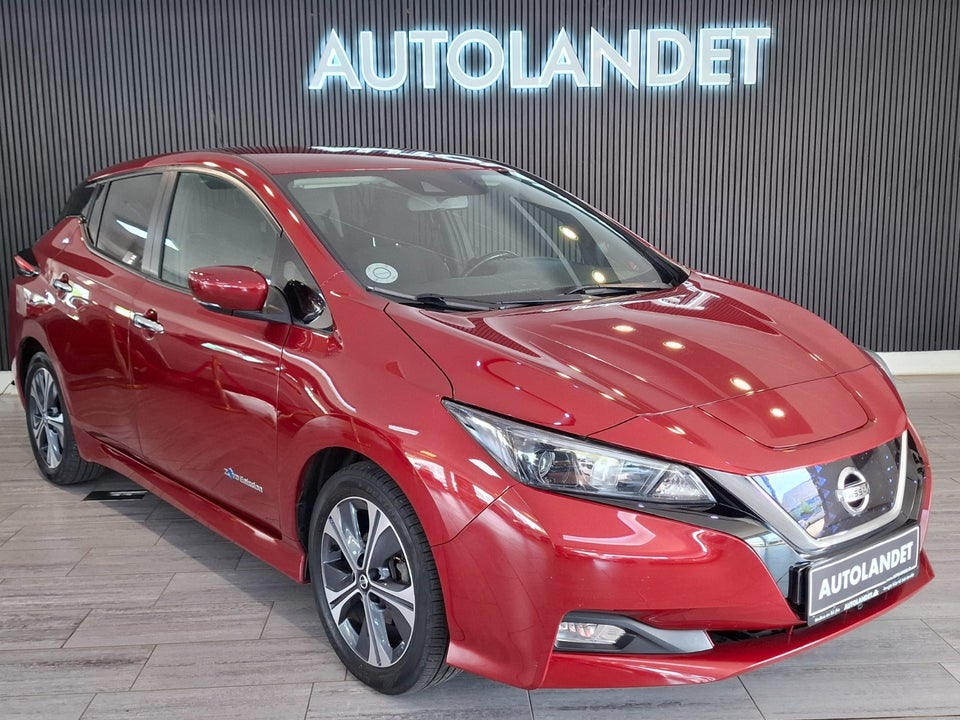 Nissan Leaf 40 Acenta 5d