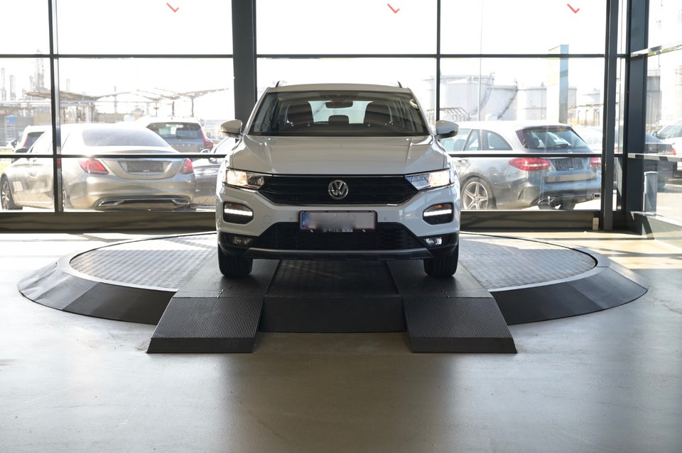 VW T-Roc 1,0 TSi 115 Style 5d