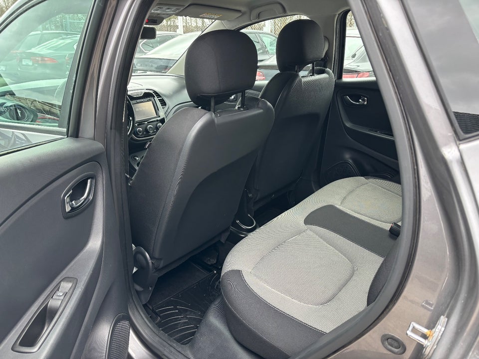 Renault Captur 1,2 TCe 120 Expression EDC 5d