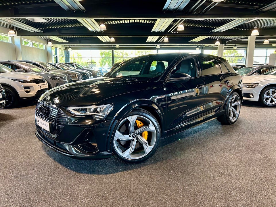 Audi e-tron S quattro 5d