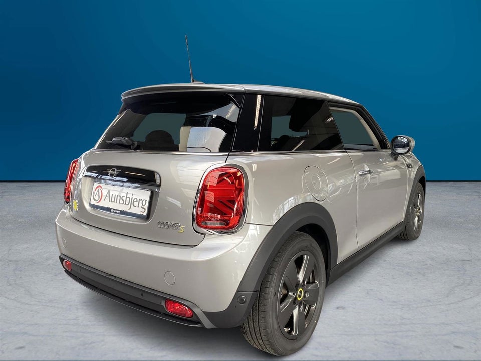 MINI Cooper SE Classic Trim 3d