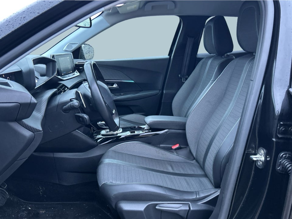 Peugeot 2008 1,2 PureTech 130 Allure Pack EAT8 5d