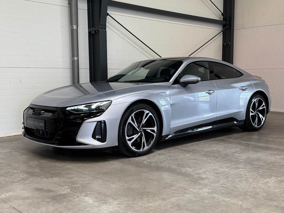 Audi e-tron GT quattro 4d
