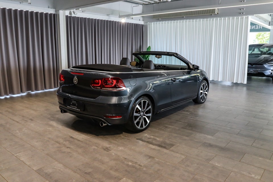 VW Golf VI 2,0 GTi Cabriolet DSG 2d