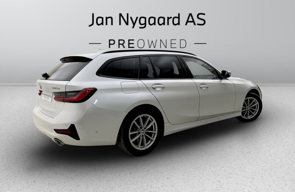 BMW 330e 2,0 Touring Sport Line aut. 5d