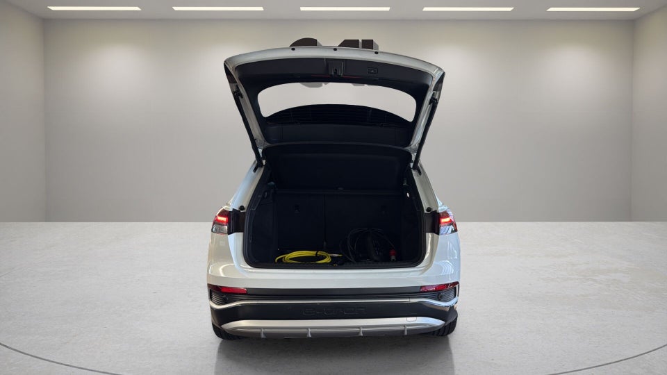 Audi Q4 e-tron 40 S-line 5d