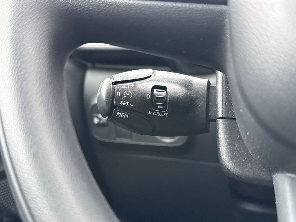 Citroën C3 1,2 PureTech 83 Attraction 5d