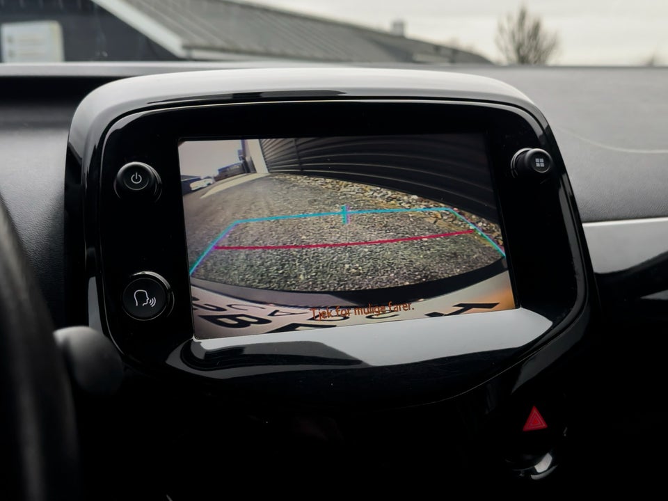 Toyota Aygo 1,0 VVT-i x-sky 5d