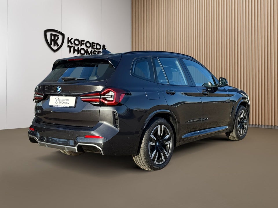 BMW iX3 Charged M-Sport 5d