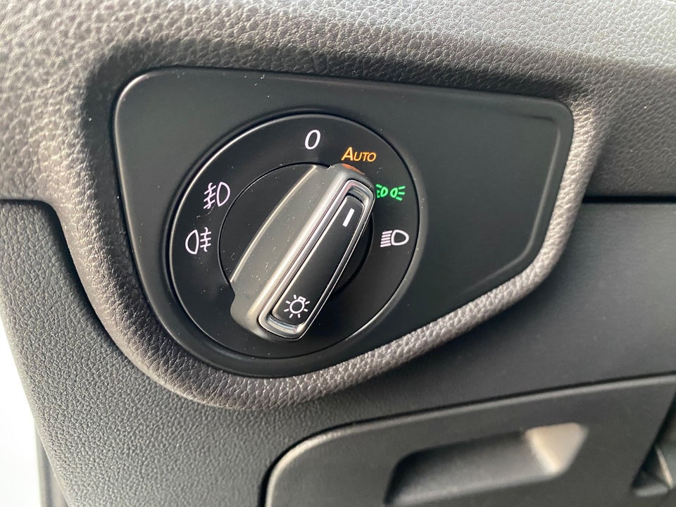 VW Touran 2,0 TDi 115 Comfortline DSG Van 5d