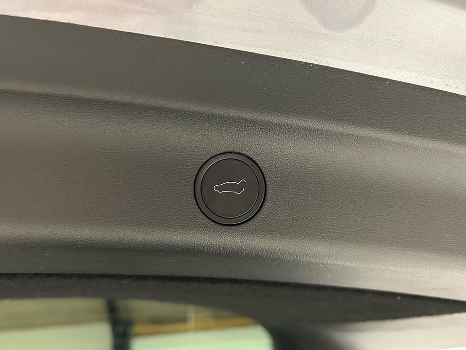 Tesla Model Y Performance AWD 5d