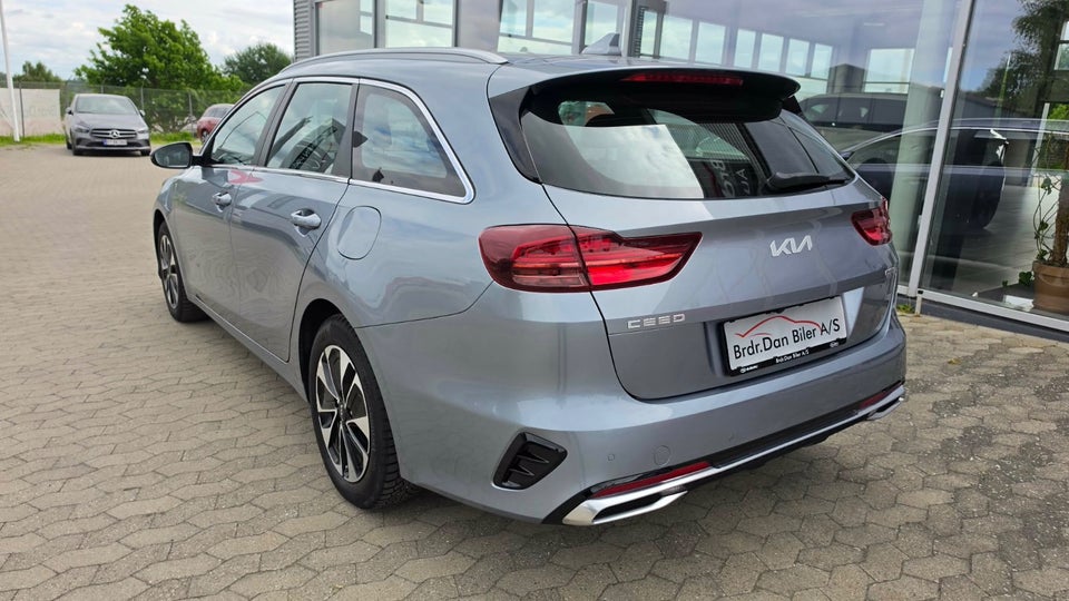 Kia Ceed 1,6 PHEV Prestige SW DCT 5d