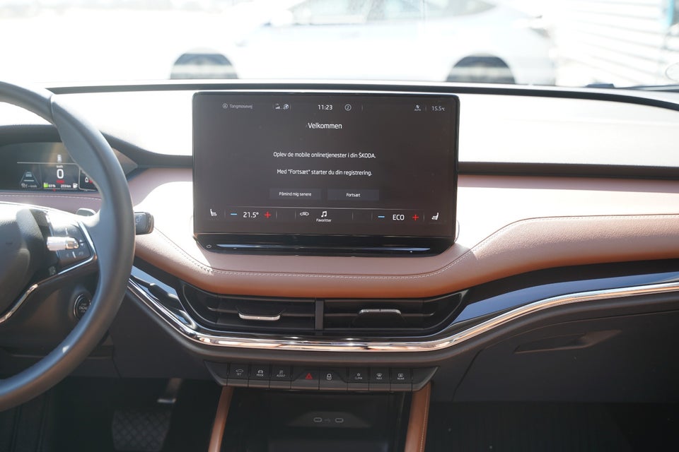 Skoda Enyaq 80 iV Plus ecoSuite 5d