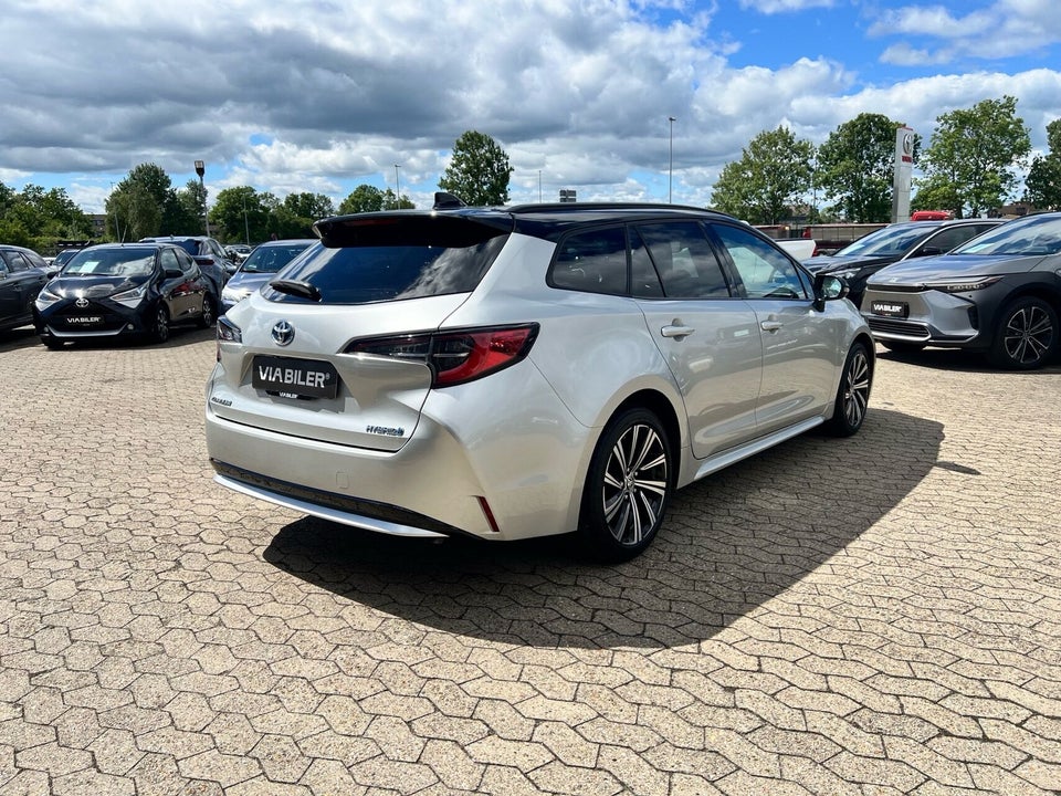 Toyota Corolla 1,8 Hybrid H3 Premium Touring Sports MDS 5d