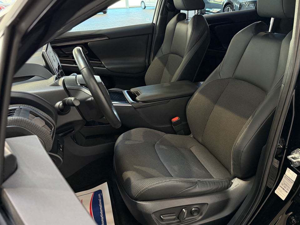 Toyota bZ4X Active 5d