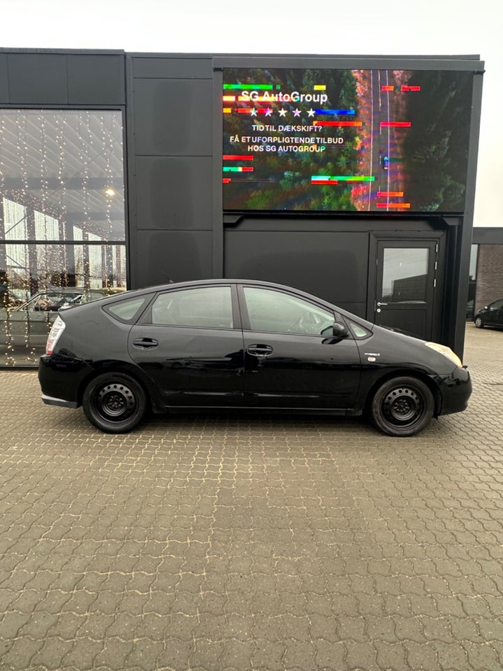 Toyota Prius 1,5 Hybrid 5d