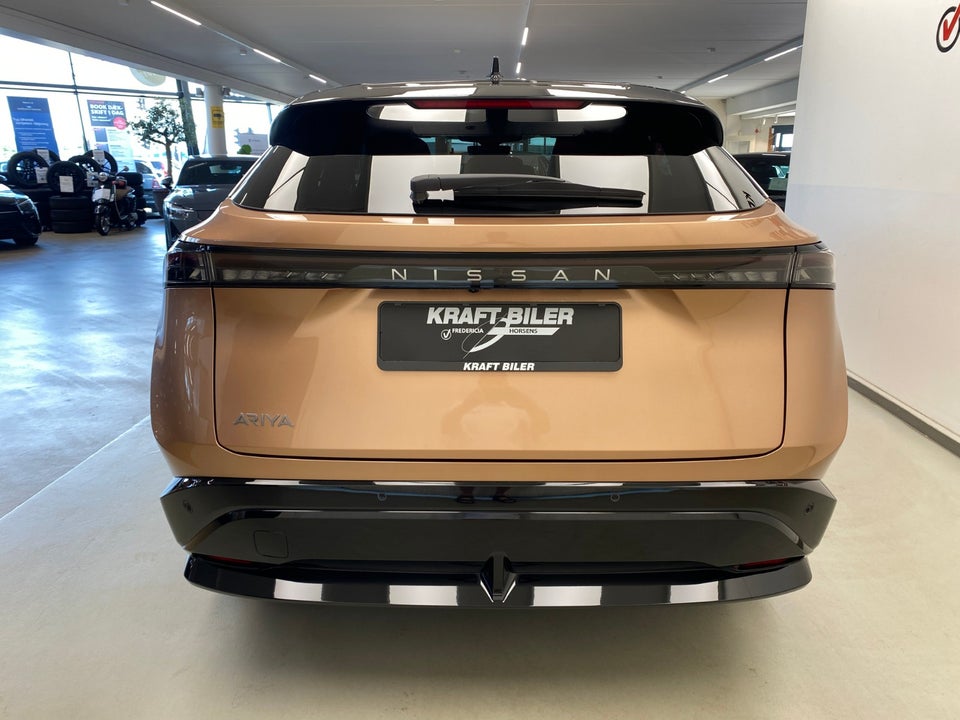 Nissan Ariya 63 Advance 5d