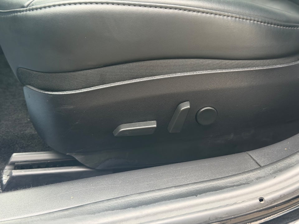 Tesla Model 3 Long Range AWD 4d