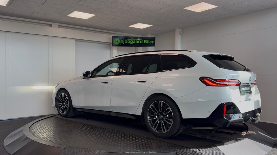 BMW i5 eDrive40 Touring M-Sport 5d