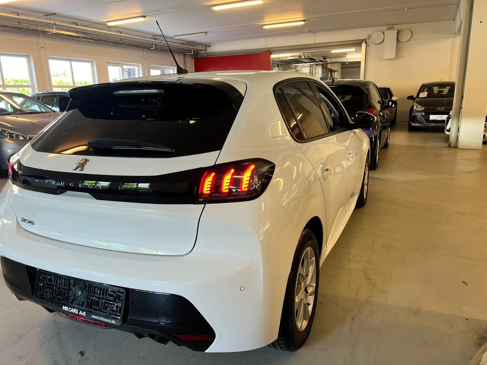 Peugeot 208 1,2 PureTech 100 Evolution 5d